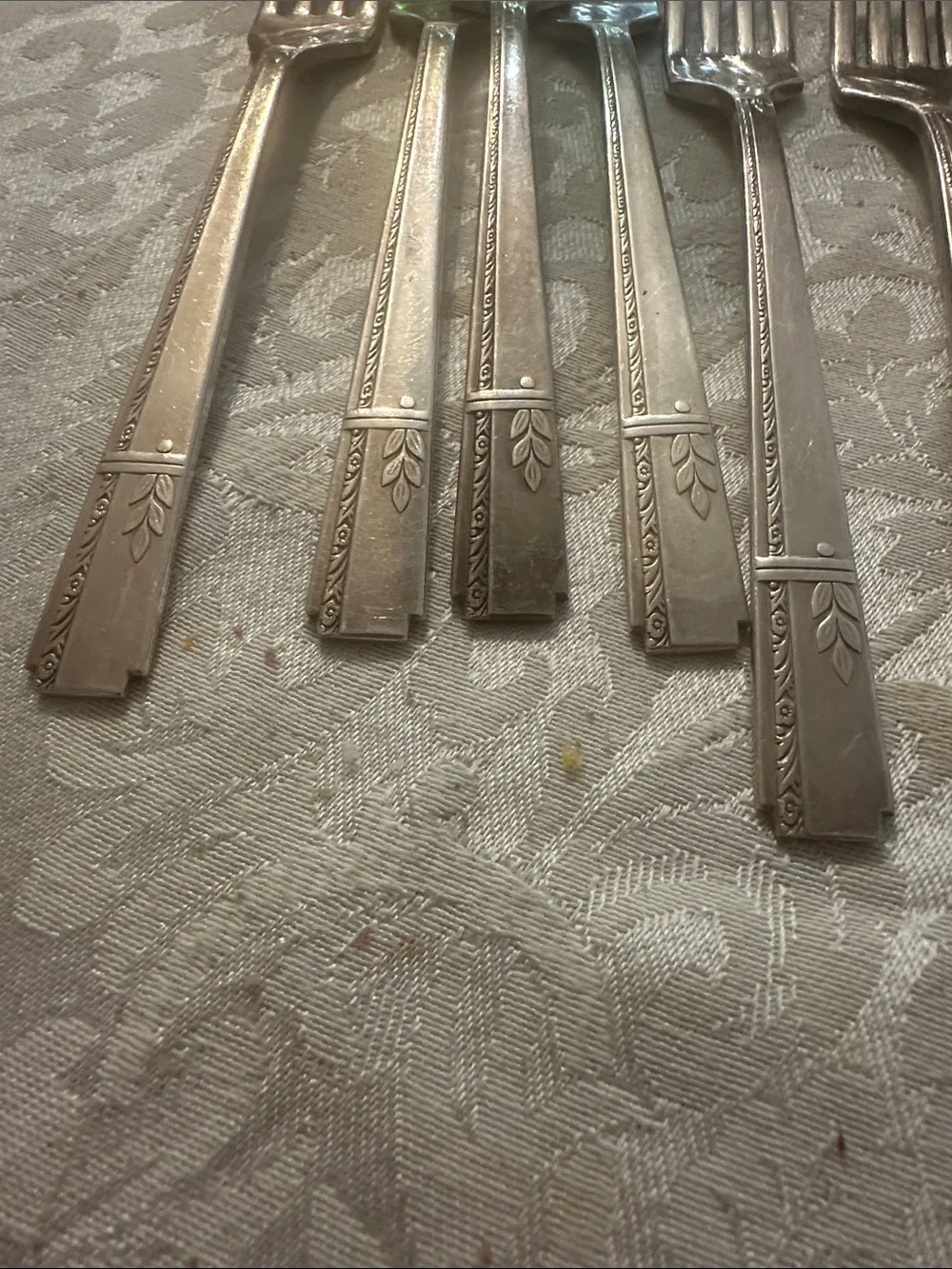 Vintage Oneida Prestige Plate Grenoble Silver plate Flatware 47 Pieces